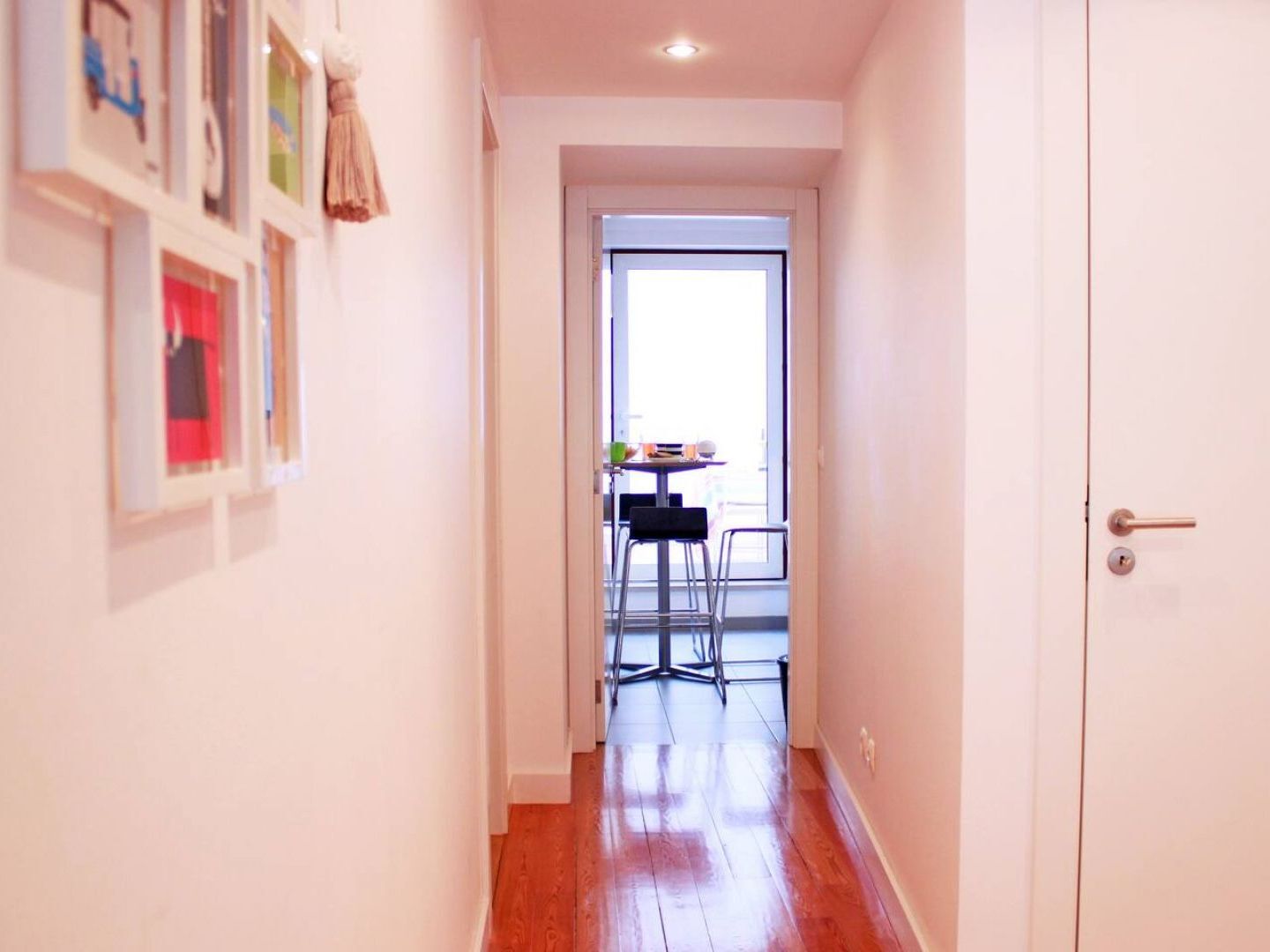 Joivy Modern 1-Bed Apt With Terrace, Moments From Sao Bento Palace Лиссабон Экстерьер фото