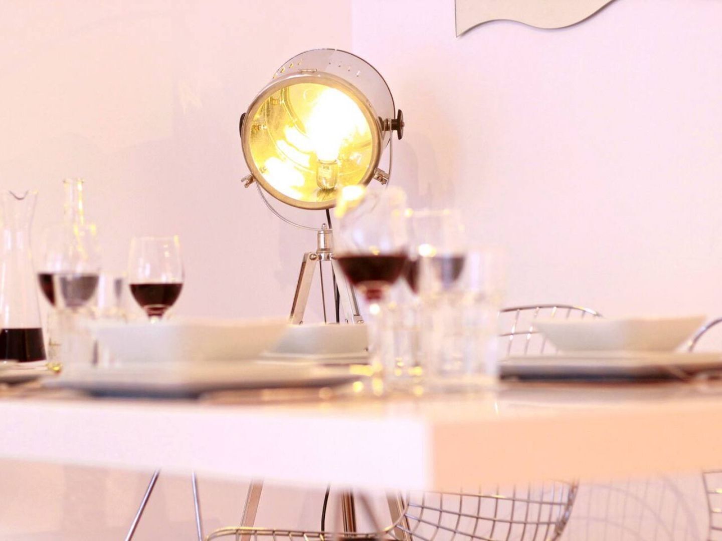 Joivy Modern 1-Bed Apt With Terrace, Moments From Sao Bento Palace Лиссабон Экстерьер фото